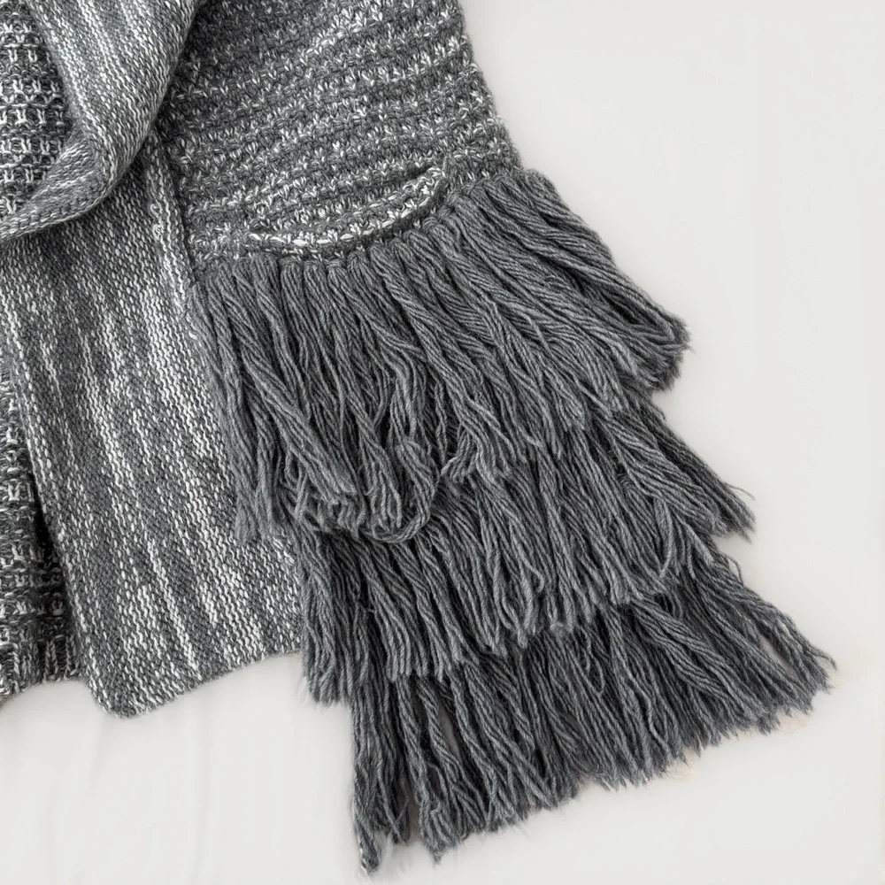 BANANA REPUBLIC Fringe Cardigan R. $168 - Picture 8 of 11